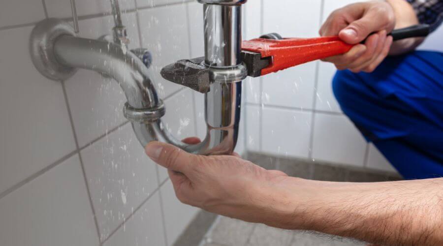 Local annual plumbing maintenance in Kaukauna, WI